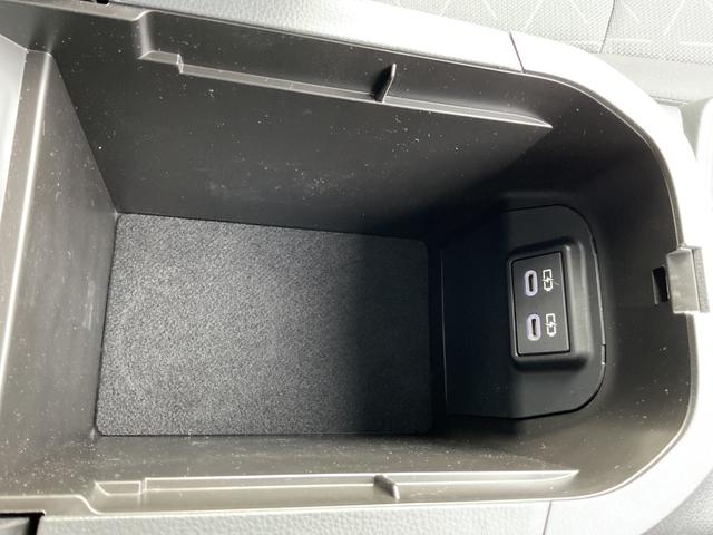 ＲＡＶ４ Ｘ　ワンオーナー・純正ディスプレイオーディオ・ナビ・フルセグＴＶ・バックカメラ・セーフティセンス・レーダークルーズコントロール・前後ドライブレコーダー・ＥＴＣ２．０（34枚目）