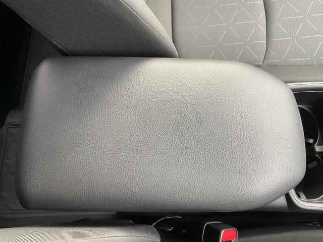 ＲＡＶ４ Ｘ　ワンオーナー・純正ディスプレイオーディオ・ナビ・フルセグＴＶ・バックカメラ・セーフティセンス・レーダークルーズコントロール・前後ドライブレコーダー・ＥＴＣ２．０（43枚目）