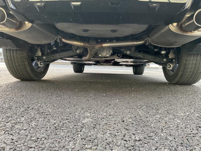 フォレスター ＳＴＩスポーツ　純正ダイアトーンナビフルセグＴＶ・デジタルインナーミラー・バックカメラ・ＥＴＣ・アイサイト・前席シートヒーター・ステアリングヒーター・運転席メモリパワーシート・パドルシフト・ブラインドスポット（12枚目）