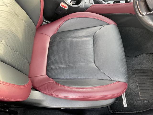 フォレスター ＳＴＩスポーツ　純正ダイアトーンナビフルセグＴＶ・デジタルインナーミラー・バックカメラ・ＥＴＣ・アイサイト・前席シートヒーター・ステアリングヒーター・運転席メモリパワーシート・パドルシフト・ブラインドスポット（13枚目）