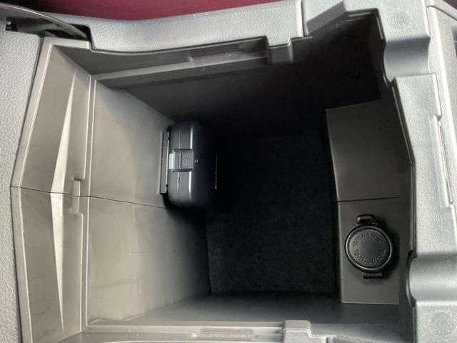 フォレスター ＳＴＩスポーツ　純正ダイアトーンナビフルセグＴＶ・デジタルインナーミラー・バックカメラ・ＥＴＣ・アイサイト・前席シートヒーター・ステアリングヒーター・運転席メモリパワーシート・パドルシフト・ブラインドスポット（42枚目）