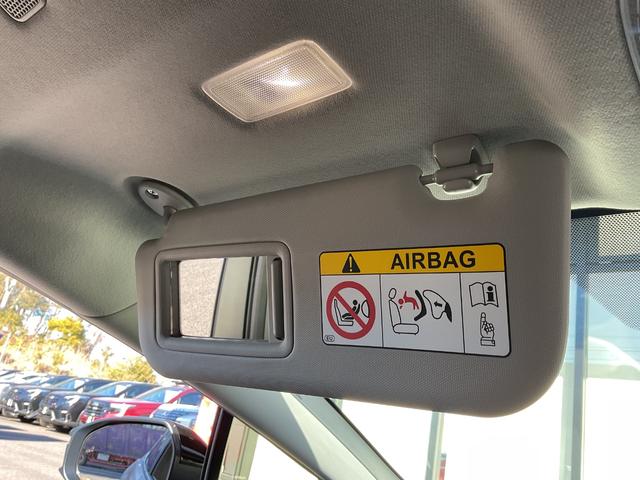 プリウス Ｚ　ワンオーナー・４ＷＤ・純正ナビ・ＴＶ・パノラミックビューモニター・セーフティセンス・デジタルインナーミラー・前席シートヒーター／ベンチレーション・ステアリングヒーター・ＥＴＣ２．０・寒冷地仕様（64枚目）