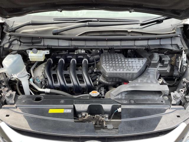 セレナ ハイウェイスター　両側電動スライド　純正９型ナビ　全周囲カメラ　バックカメラ　エマージェンシーブレーキ　ドラレコ　コーナーセンサー　スマートキー　ＬＥＤヘッド　ＥＴＣ　クルコン　オートマチックハイビーム　車線逸脱警報（19枚目）