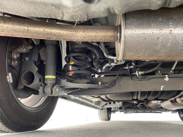 セレナ ハイウェイスター　両側電動スライド　純正９型ナビ　全周囲カメラ　バックカメラ　エマージェンシーブレーキ　ドラレコ　コーナーセンサー　スマートキー　ＬＥＤヘッド　ＥＴＣ　クルコン　オートマチックハイビーム　車線逸脱警報（24枚目）