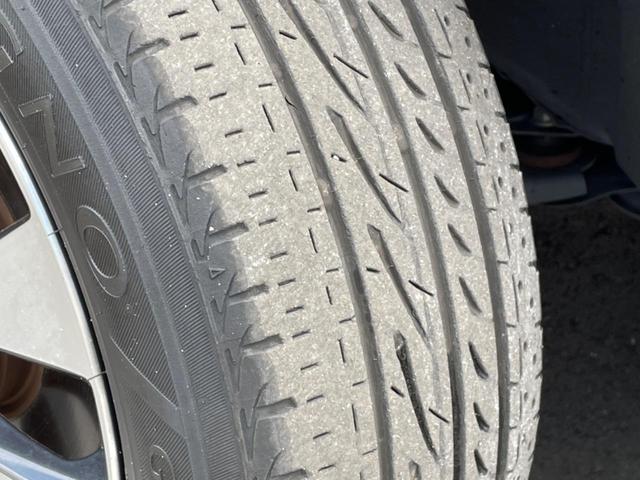 セレナ ハイウェイスター　両側電動スライド　純正９型ナビ　全周囲カメラ　バックカメラ　エマージェンシーブレーキ　ドラレコ　コーナーセンサー　スマートキー　ＬＥＤヘッド　ＥＴＣ　クルコン　オートマチックハイビーム　車線逸脱警報（30枚目）