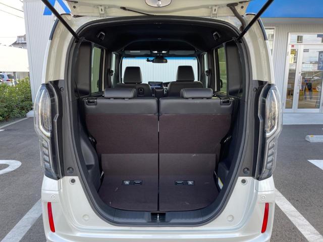N-BOXカスタム G・Lターボホンダセンシング 両側電動スライド バックカメラ ホンダセンシング レーダークルーズ 禁煙車 2トーンカラー ハーフレザーシート ドラレコ スマートキー LEDヘッド ETC オートマチックハイビーム 車線逸脱警報(10枚目)