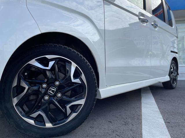 N-BOXカスタム G・Lターボホンダセンシング 両側電動スライド バックカメラ ホンダセンシング レーダークルーズ 禁煙車 2トーンカラー ハーフレザーシート ドラレコ スマートキー LEDヘッド ETC オートマチックハイビーム 車線逸脱警報(12枚目)