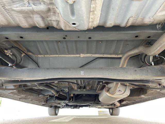 N-BOXカスタム G・Lターボホンダセンシング 両側電動スライド バックカメラ ホンダセンシング レーダークルーズ 禁煙車 2トーンカラー ハーフレザーシート ドラレコ スマートキー LEDヘッド ETC オートマチックハイビーム 車線逸脱警報(19枚目)