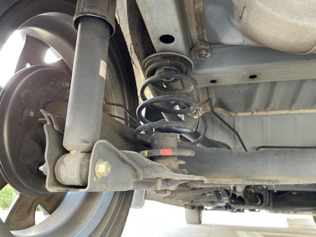 N-BOXカスタム G・Lターボホンダセンシング 両側電動スライド バックカメラ ホンダセンシング レーダークルーズ 禁煙車 2トーンカラー ハーフレザーシート ドラレコ スマートキー LEDヘッド ETC オートマチックハイビーム 車線逸脱警報(20枚目)