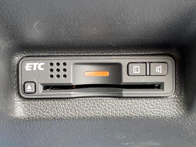 シャトル ハイブリッドZ 純正ナビ バックカメラ 禁煙車 ハーフレザーシート スマートキー LEDヘッド ETC クルコン オートマチックハイビーム オートライト オートエアコン 純正16インチAW Bluetooth再生(5枚目)