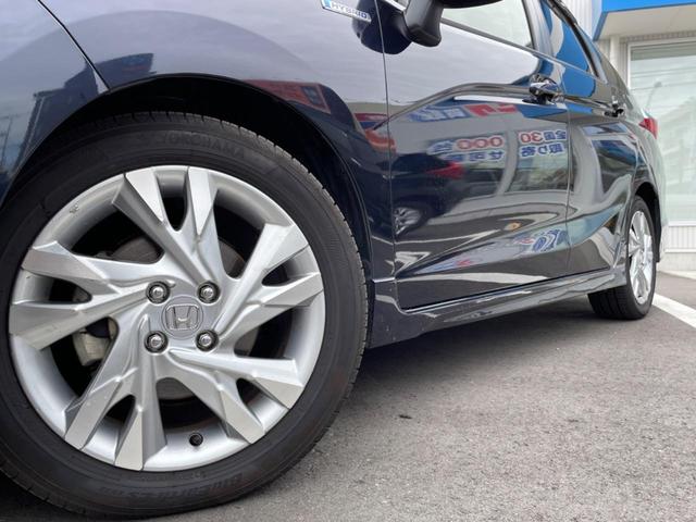 シャトル ハイブリッドZ 純正ナビ バックカメラ 禁煙車 ハーフレザーシート スマートキー LEDヘッド ETC クルコン オートマチックハイビーム オートライト オートエアコン 純正16インチAW Bluetooth再生(12枚目)