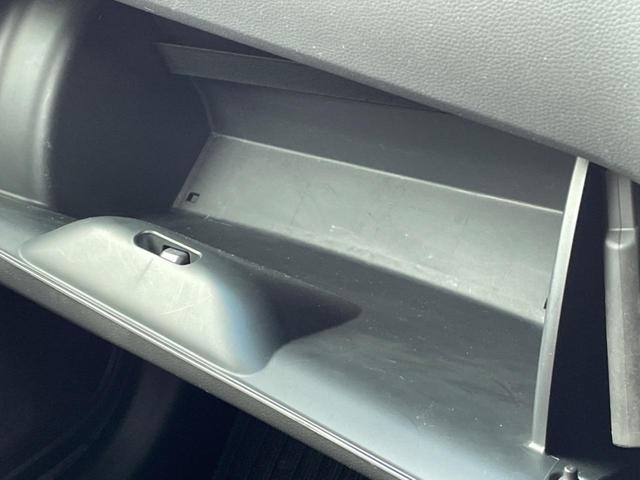 シャトル ハイブリッドZ 純正ナビ バックカメラ 禁煙車 ハーフレザーシート スマートキー LEDヘッド ETC クルコン オートマチックハイビーム オートライト オートエアコン 純正16インチAW Bluetooth再生(48枚目)