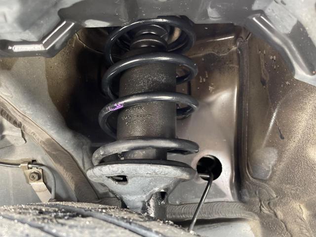 フレアカスタムスタイル XT ナビ バックカメラ 禁煙車 スマートキー HIDヘッド ETC オートライト オートエアコン 15インチAW CD再生 革巻きステアリング ステアリングスイッチ パドルシフト フォグライト(20枚目)