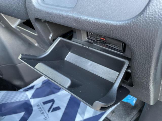 セレナ ハイウェイスター　Ｖエアロモード＋セーフティ　ＳＨＶ　後期　両側電動スライドドア　純正ナビ　フリップダウン　全周囲カメラ　フロント・サイド・バックカメラ　エマージェンシーブレーキ　禁煙車　ドラレコ　コーナーセンサー　スマートキー　ＬＥＤヘッド　ＥＴＣ（51枚目）