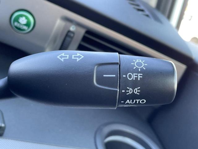 フリードハイブリッド ハイブリッド プレミアムエディション 両側電動スライドドア 純正ナビ バックカメラ 禁煙車 スマートキー ETC クルコン オートライト オートエアコン Bluetooth CD/DVD再生 フルセグ 革巻きステアリング(36枚目)