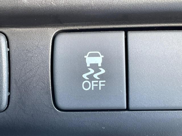 フリードハイブリッド ハイブリッド プレミアムエディション 両側電動スライドドア 純正ナビ バックカメラ 禁煙車 スマートキー ETC クルコン オートライト オートエアコン Bluetooth CD/DVD再生 フルセグ 革巻きステアリング(53枚目)