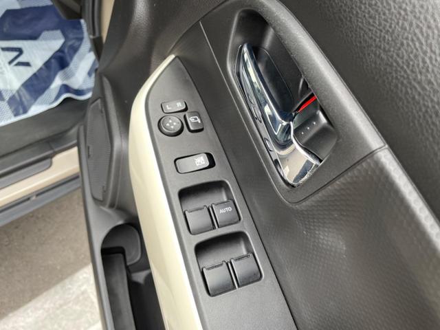 クロスビー ハイブリッドMZ 純正ナビ 全周囲カメラ デュアルカメラブレーキサポート 禁煙車 ドラレコ コーナーセンサー レーンキープ スマートキー LEDヘッド ETC クルコン オートマチックハイビーム 車線逸脱警報(49枚目)