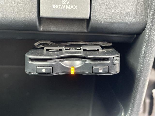 【ＥＴＣ】高速道路の料金所をストレスなく通過！話題のスポットやサービスエリアに多い「スマートＩＣ」利用時は必須のアイテムです。当店でセットアップを実施、ご納車当日からすぐにご利用いただけます！