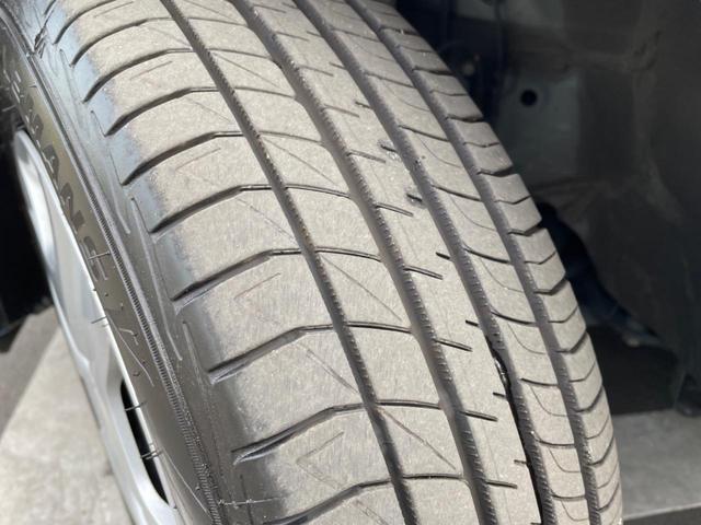 フィットハイブリッド スマートセレクション SDナビ バックカメラ 禁煙車 スマートキー ETC クルコン 1オーナー オートライト オートエアコン CD/DVD再生 フルセグ 革巻きステアリング ステアリングスイッチ(30枚目)