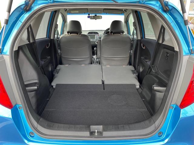 フィット Ｌ　ハイウェイエディション　バックカメラ　ドラレコ　ＨＩＤヘッド　ビルトインＥＴＣ　オートライト　オートエアコン　ＤＶＤ再生　地デジ（9枚目）