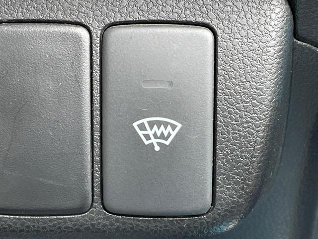 フィット Ｌ　ハイウェイエディション　バックカメラ　ドラレコ　ＨＩＤヘッド　ビルトインＥＴＣ　オートライト　オートエアコン　ＤＶＤ再生　地デジ（32枚目）