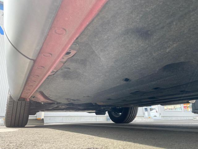 ヴェゼル ｅ：ＨＥＶ　Ｘ　９インチホンダコネクトナビ　バックカメラ　ホンダセンシング　レーダークルーズ　ドラレコ　コーナーセンサー　スマートキー　ＬＥＤヘッド　ビルトインＥＴＣ　純正１６インチアルミ　オートハイビーム（22枚目）