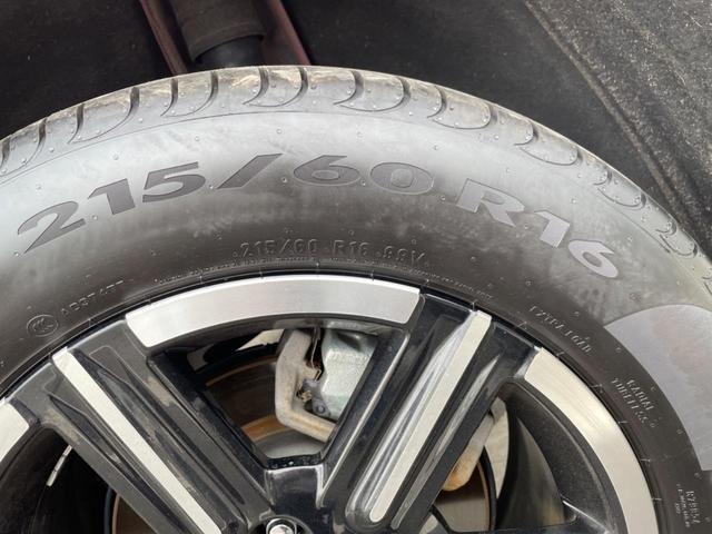 ヴェゼル ｅ：ＨＥＶ　Ｘ　９インチホンダコネクトナビ　バックカメラ　ホンダセンシング　レーダークルーズ　ドラレコ　コーナーセンサー　スマートキー　ＬＥＤヘッド　ビルトインＥＴＣ　純正１６インチアルミ　オートハイビーム（55枚目）