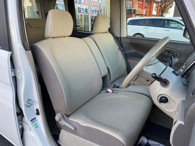 タント Ｘ　純正ナビ　禁煙車　ドラレコ　スマートキー　オートエアコン　１３インチＡＷ　ＣＤ再生　地デジ（8枚目）