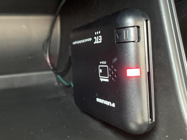 フレアクロスオーバー ハイブリッドＸＧ　７インチナビ　バックカメラ　衝突軽減ブレーキ　禁煙車　シートヒーター　コーナーセンサー　スマートキー　ＥＴＣ　オートマチックハイビーム　パーキングアシスト　車線逸脱警報　誤発進抑制機能（6枚目）