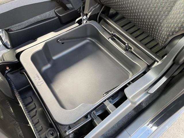 フレアクロスオーバー ハイブリッドＸＧ　７インチナビ　バックカメラ　衝突軽減ブレーキ　禁煙車　シートヒーター　コーナーセンサー　スマートキー　ＥＴＣ　オートマチックハイビーム　パーキングアシスト　車線逸脱警報　誤発進抑制機能（40枚目）