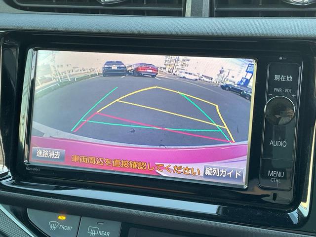 アクア Ｇブラックソフトレザーセレクション　純正７インチナビ　プリクラッシュセーフティ　バックカメラ　合皮シート　スマートキー　ＥＴＣ　クルコン　ＬＥＤヘッド　デジタルインナーミラー　車線逸脱警報　オートライト　Ｂｌｕｅｔｏｏｔｈ再生（3枚目）