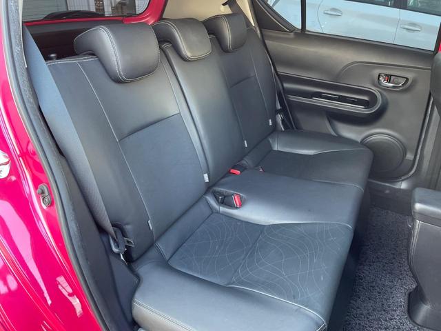 アクア Ｇブラックソフトレザーセレクション　純正７インチナビ　プリクラッシュセーフティ　バックカメラ　合皮シート　スマートキー　ＥＴＣ　クルコン　ＬＥＤヘッド　デジタルインナーミラー　車線逸脱警報　オートライト　Ｂｌｕｅｔｏｏｔｈ再生（9枚目）