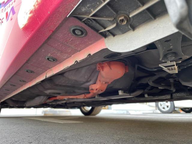 アクア Ｇブラックソフトレザーセレクション　純正７インチナビ　プリクラッシュセーフティ　バックカメラ　合皮シート　スマートキー　ＥＴＣ　クルコン　ＬＥＤヘッド　デジタルインナーミラー　車線逸脱警報　オートライト　Ｂｌｕｅｔｏｏｔｈ再生（23枚目）