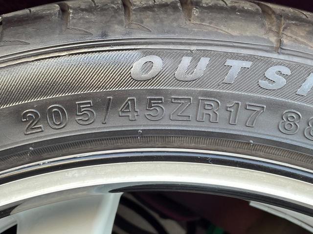 アクア Ｇブラックソフトレザーセレクション　純正７インチナビ　プリクラッシュセーフティ　バックカメラ　合皮シート　スマートキー　ＥＴＣ　クルコン　ＬＥＤヘッド　デジタルインナーミラー　車線逸脱警報　オートライト　Ｂｌｕｅｔｏｏｔｈ再生（30枚目）