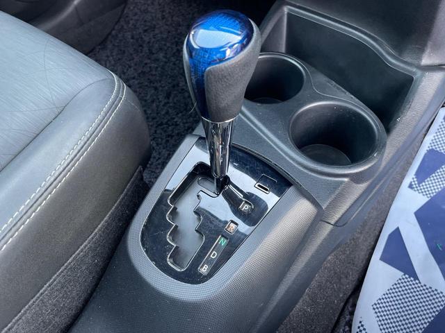 アクア Ｇブラックソフトレザーセレクション　純正７インチナビ　プリクラッシュセーフティ　バックカメラ　合皮シート　スマートキー　ＥＴＣ　クルコン　ＬＥＤヘッド　デジタルインナーミラー　車線逸脱警報　オートライト　Ｂｌｕｅｔｏｏｔｈ再生（45枚目）