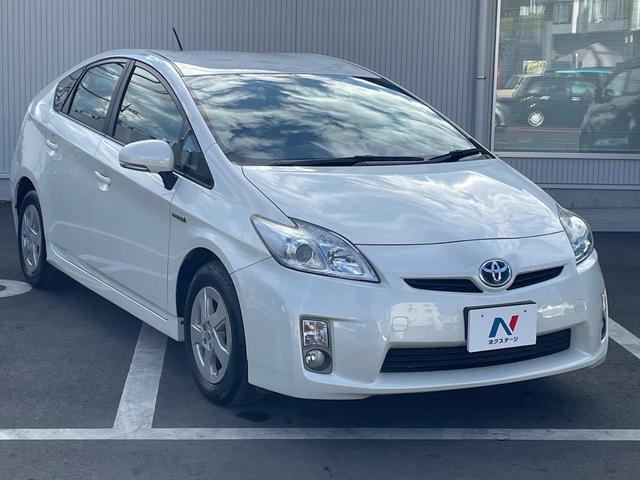 プリウス Ｓ　純正ナビ　バックカメラ　禁煙車　スマートキー　ＨＩＤヘッド　ＥＴＣ　オートライト　オートエアコン　純正１５インチＡＷ　Ｂｌｕｅｔｏｏｔｈ再生　ＣＤ／ＤＶＤ再生　フルセグ　ステアリングスイッチ（16枚目）