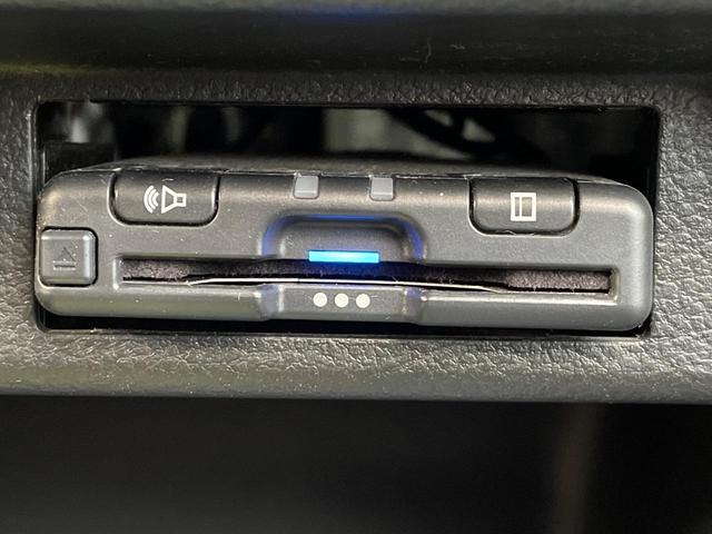 クロスビー ハイブリッドＭＺ　純正ナビ　デュアルセンサーブレーキサポート　禁煙車　シートヒーター　ドラレコ　スマートキー　ＬＥＤヘッド　ＥＴＣ　クルコン　オートマチックハイビーム　車線逸脱警報　誤発進抑制機能（6枚目）