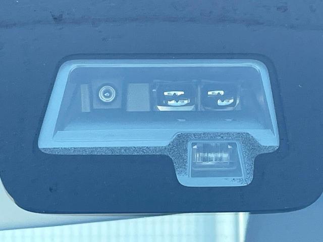 �y�X�Y�L�@�Z�[�t�e�B�T�|�[�g�z���s���ɑO���̎ԗ�����F�����A�Փ˂������Ȏ��͌x��ƃu���[�L�ŏՓˉ���Ɣ�Q�y�����A�V�X�g�B�����S�Ƀh���C�u�����y���݂��������܂��B