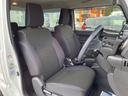 ジムニー ＸＣ　４ＷＤ　ターボ　デュアルセンサーブレーキサポート　禁煙車　シートヒーター　スマートキー　ＬＥＤヘッド　ディスプレイオーディオ　ＥＴＣ　クルコン　オートマチックハイビーム　車線逸脱警報　誤発進抑制機能（8枚目）