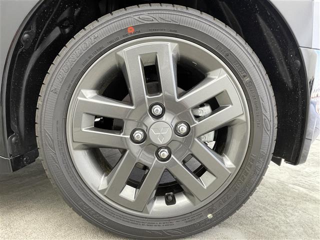 デリカミニ Ｔ　プレミアム　届出済未使用車　純正９インチディスプレイオーディオ　アラウンドビューモニター　マイパイロット　両側パワースライドドア　ＬＥＤライト　ＡＨＢ　シートヒーター　純正１５インチＡＷ　ステアリングヒーター（19枚目）