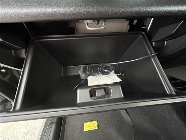 ◆【クルマのある生活に、もっと安心を。】ガリバーの保証は、走行距離が無制限！電球や消耗品、ナビ等の社外品も保証対象。末永いカーライフに対応する充実した保証内容（保証期間によって保証内容は変わります。）