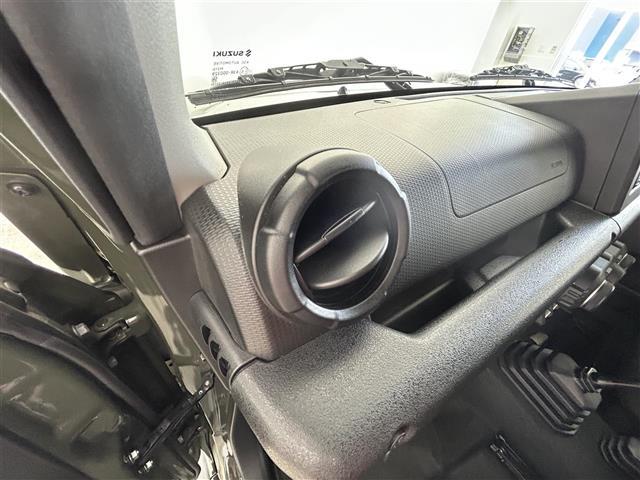 ◆最新ナビ（フルセグ・ワンセグ・ＤＶＤ再生）もご案内。カロッツェリア・アルパイン・イクリプスのナビを取扱しておりバックカメラ（バックモニター）後席モニター（フリップダウンモニター）の取付も可能です。