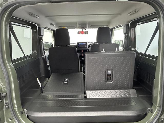 ◆商談ルームには「キッズスペース」を完備しています。ＤＶＤ、ブロック、絵本、おままごとセット。お子様連れでも、ゆっくりとお車をお選びいただけます！