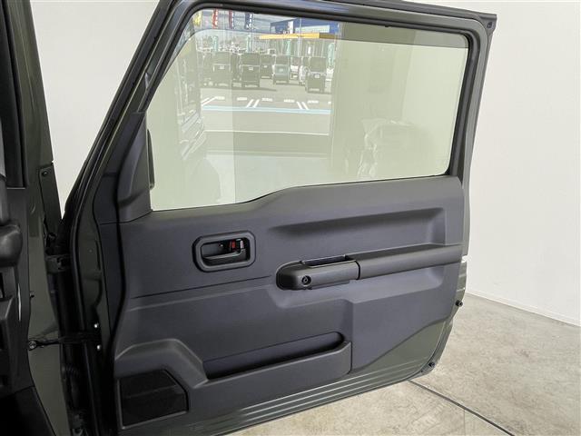 ◆商談ルームには「キッズスペース」を完備しています。ＤＶＤ、ブロック、絵本、おままごとセット。お子様連れでも、ゆっくりとお車をお選びいただけます！