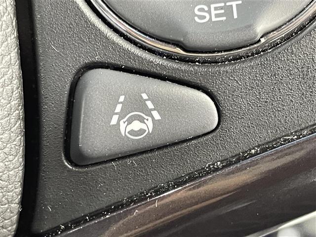 ヴェゼル ハイブリッド　モデューロＸ・ホンダセンシング　純正８インチナビ　バックカメラ　アダプティブクルーズコントロール　ＬＥＤ　ハーフレザーシート　シートヒーター　純正１８インチＡＷ　ステアリングリモコン　パドルシフト　スマートキー　ＥＴＣ　禁煙車（18枚目）