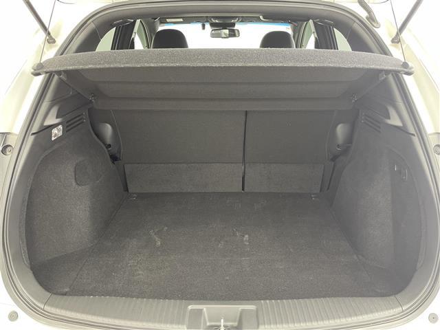 ヴェゼル ハイブリッド　モデューロＸ・ホンダセンシング　純正８インチナビ　バックカメラ　アダプティブクルーズコントロール　ＬＥＤ　ハーフレザーシート　シートヒーター　純正１８インチＡＷ　ステアリングリモコン　パドルシフト　スマートキー　ＥＴＣ　禁煙車（36枚目）