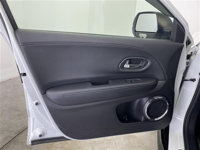 ヴェゼル ハイブリッド　モデューロＸ・ホンダセンシング　純正８インチナビ　バックカメラ　アダプティブクルーズコントロール　ＬＥＤ　ハーフレザーシート　シートヒーター　純正１８インチＡＷ　ステアリングリモコン　パドルシフト　スマートキー　ＥＴＣ　禁煙車（38枚目）