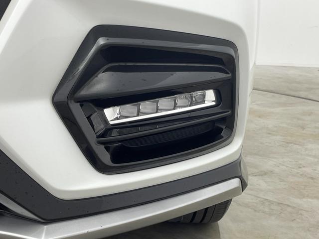 ヴェゼル ハイブリッド　モデューロＸ・ホンダセンシング　純正８インチナビ　バックカメラ　アダプティブクルーズコントロール　ＬＥＤ　ハーフレザーシート　シートヒーター　純正１８インチＡＷ　ステアリングリモコン　パドルシフト　スマートキー　ＥＴＣ　禁煙車（57枚目）