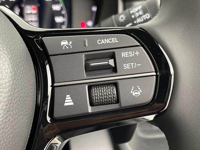 ステップワゴン ｅ：ＨＥＶスパーダ　禁煙車　登録済未使用車　両側パワースライドドア　ホンダコネクトナビ　アップルカープレイ　フルセグ　バックカメラ　ビルトインＥＴＣ　ハーフレザーシート　アダクティブクルーズコントロール　シートヒーター（8枚目）
