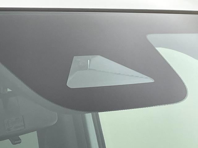 ステップワゴン ｅ：ＨＥＶスパーダ　禁煙車　登録済未使用車　両側パワースライドドア　ホンダコネクトナビ　アップルカープレイ　フルセグ　バックカメラ　ビルトインＥＴＣ　ハーフレザーシート　アダクティブクルーズコントロール　シートヒーター（10枚目）